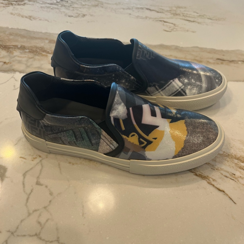 Unisex Fendi slip ons